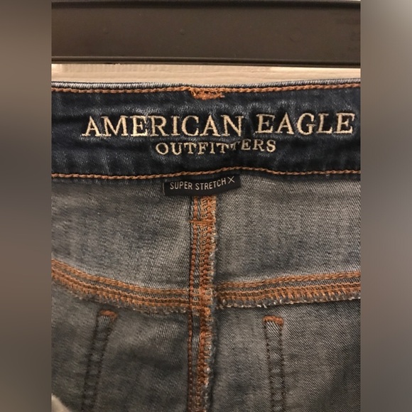 American Eagle Destroyed Skinny Jeans Size 8 Long - Picture 4 of 5